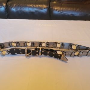 Metal Belt Sz L Blk 44in long wine jugs design on front weight 15.oz